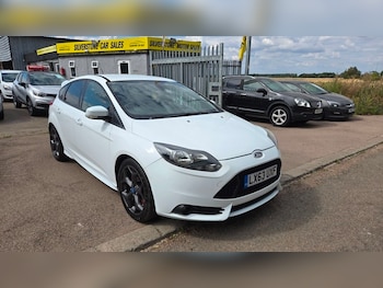 Used Ford Focus 2013 for sale - 76986590: Photo