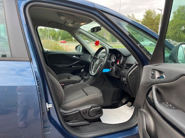 Used Vauxhall Zafira 2015 for sale - 75654950: Photo 17