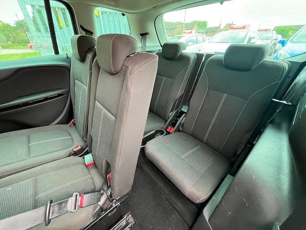 Used Vauxhall Zafira 2015 for sale - 75654950: Photo 32