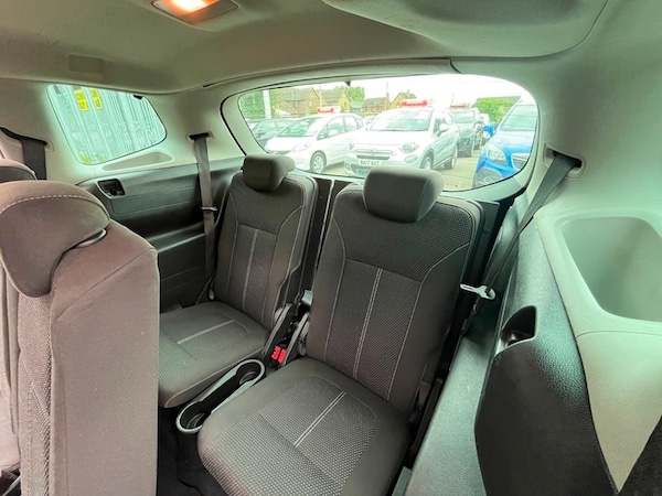 Used Vauxhall Zafira 2015 for sale - 75654950: Photo 33