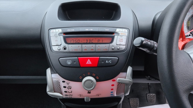 Used Toyota AYGO 2012 for sale - 77452698: Photo 24