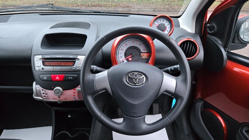 Used Toyota AYGO 2012 for sale - 77452698: Photo 25