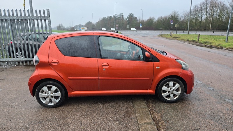 Used Toyota AYGO 2012 for sale - 77452698: Photo 4