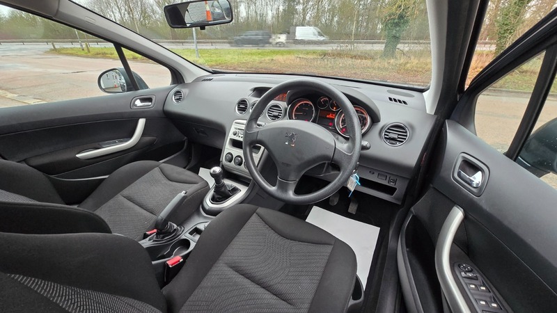 Used Peugeot 308 2010 for sale - 77201002: Photo 21