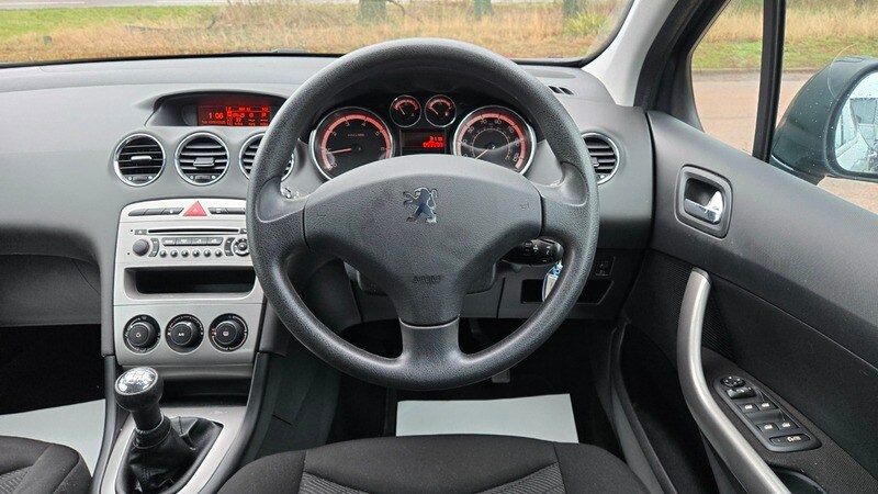 Used Peugeot 308 2010 for sale - 77201002: Photo 35