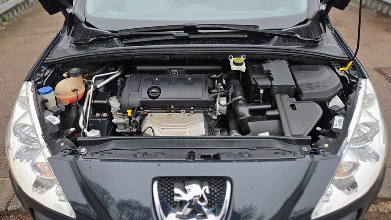 Used Peugeot 308 2010 for sale - 77201002: Photo 38