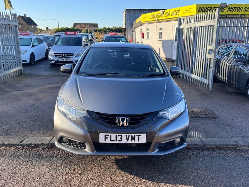 Used Honda Civic 2013 for sale - 76798963: Photo 2