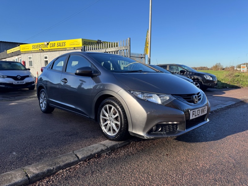 Used Honda Civic 2013 for sale - 76798963: Photo 6