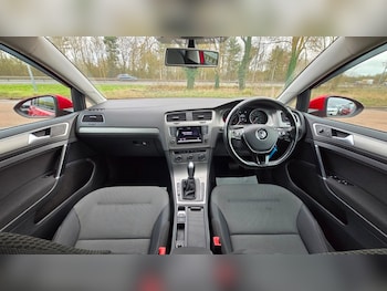 Used Volkswagen Golf 2014 for sale - 77632289: Photo