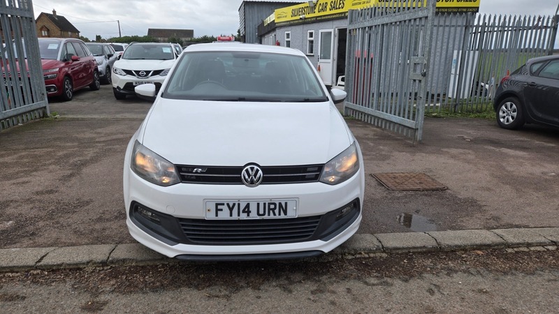 Used Volkswagen Polo 2014 for sale - 77572469: Photo 2