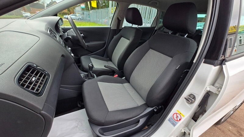 Used Volkswagen Polo 2014 for sale - 77572469: Photo 24