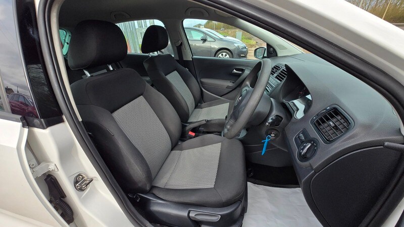Used Volkswagen Polo 2014 for sale - 77572469: Photo 34