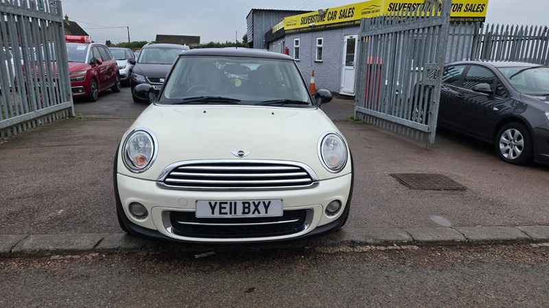Used MINI Hatch 2011 for sale - 77250983: Photo 2