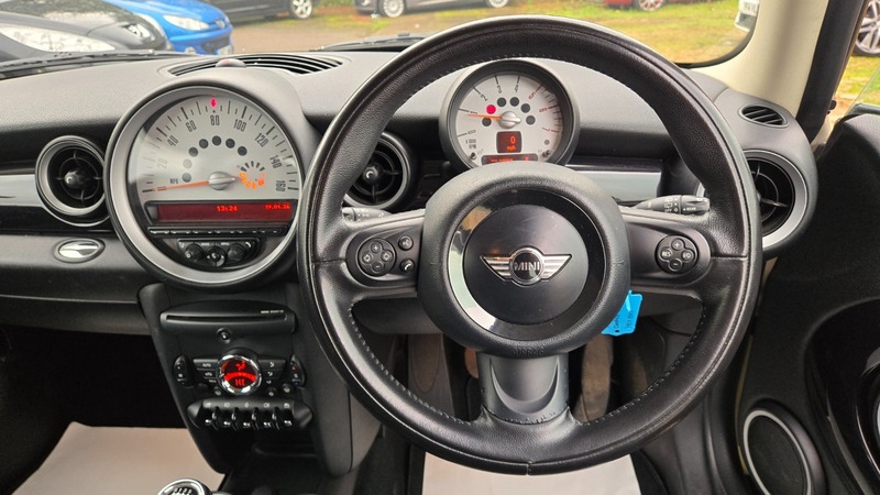 Used MINI Hatch 2011 for sale - 77250983: Photo 29