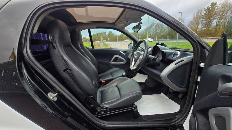 Used smart fortwo 2014 for sale - 77622124: Photo 17