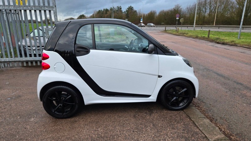 Used smart fortwo 2014 for sale - 77622124: Photo 9