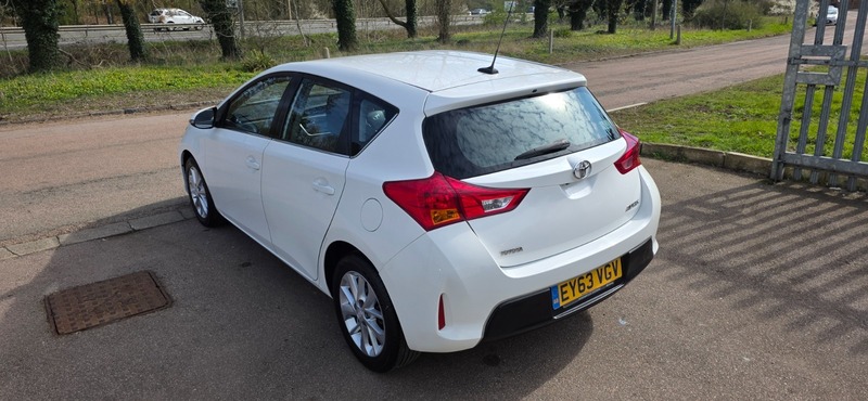 Used Toyota Auris 2013 for sale - 77981713: Photo 14