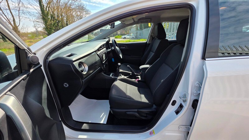 Used Toyota Auris 2013 for sale - 77981713: Photo 29
