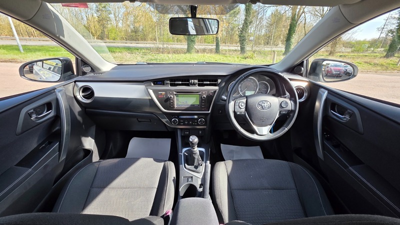 Used Toyota Auris 2013 for sale - 77981713: Photo 31