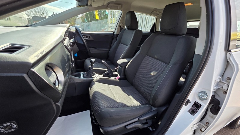 Used Toyota Auris 2013 for sale - 77981713: Photo 44