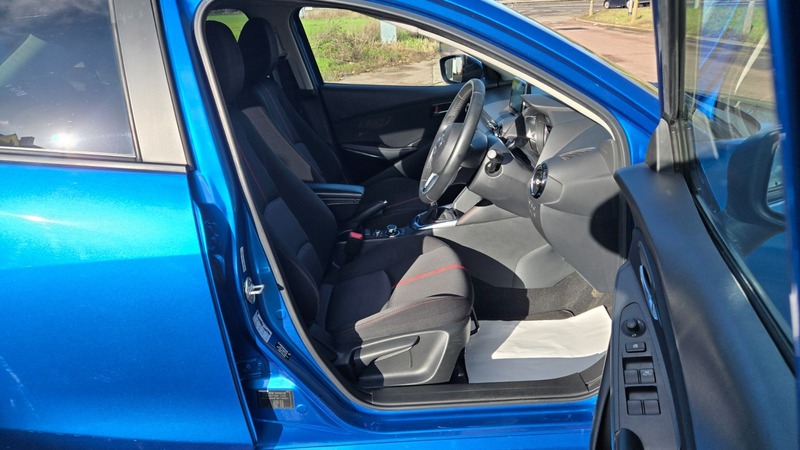 Used Mazda Mazda2 2015 for sale - 77437916: Photo 19