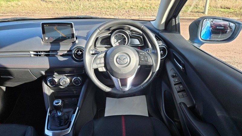 Used Mazda Mazda2 2015 for sale - 77437916: Photo 38