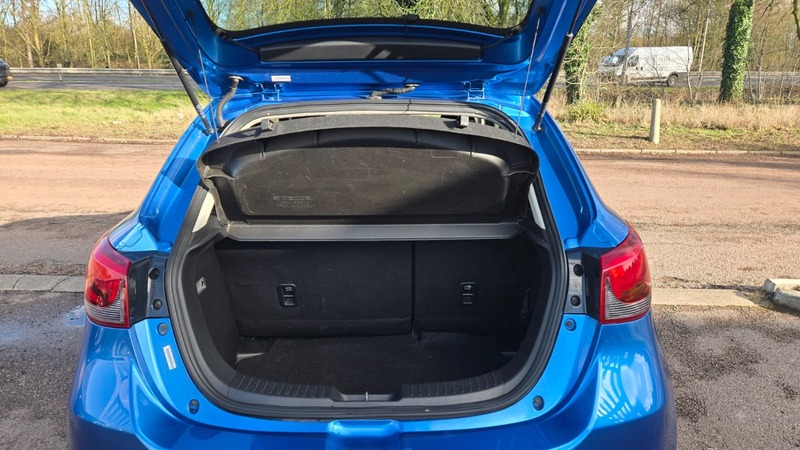 Used Mazda Mazda2 2015 for sale - 77437916: Photo 39