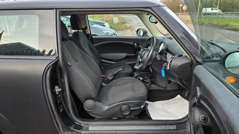 Used MINI Hatch 2011 for sale - 77118304: Photo 18