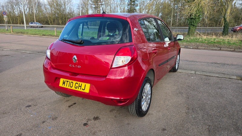 Used Renault Clio 2010 for sale - 77709000: Photo 10