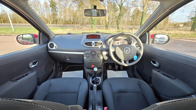 Used Renault Clio 2010 for sale - 77709000: Photo 34