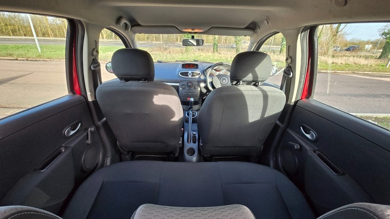 Used Renault Clio 2010 for sale - 77709000: Photo 35