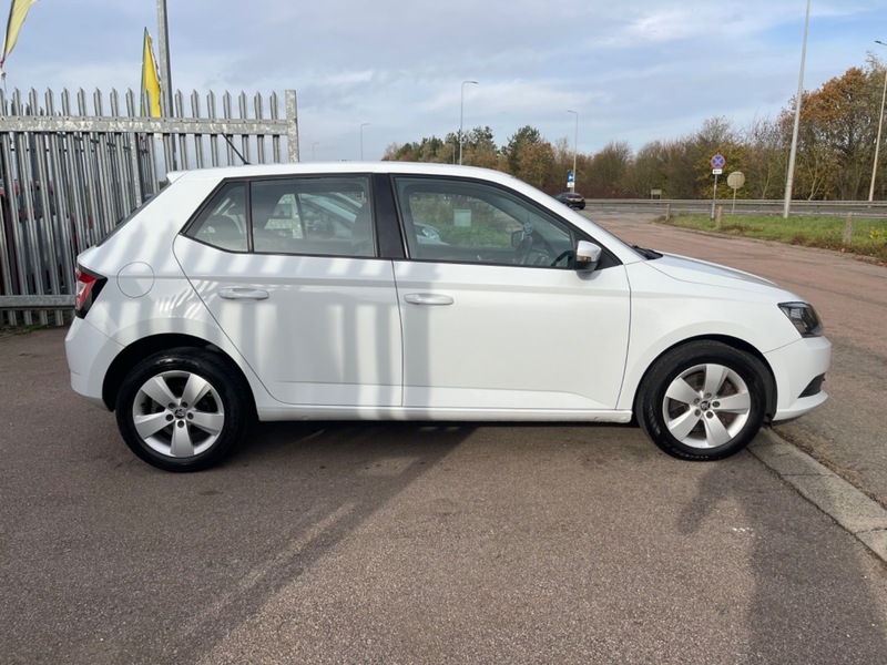 Used Skoda Fabia 2015 for sale - 76527283: Photo 16