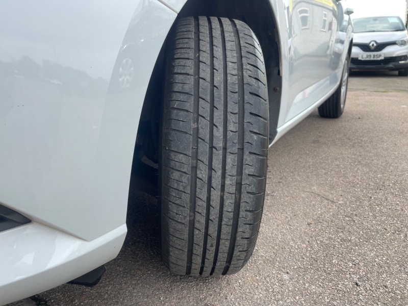 Used Skoda Fabia 2015 for sale - 76527283: Photo 31