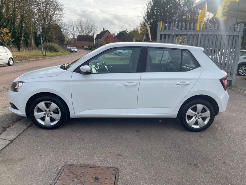 Used Skoda Fabia 2015 for sale - 76527283: Photo 9