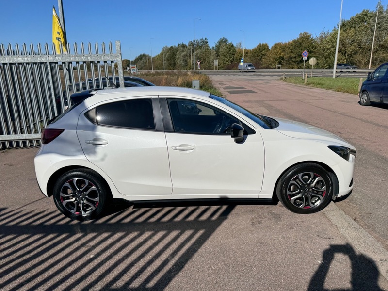 Used Mazda Mazda2 2016 for sale - 76185841: Photo 10