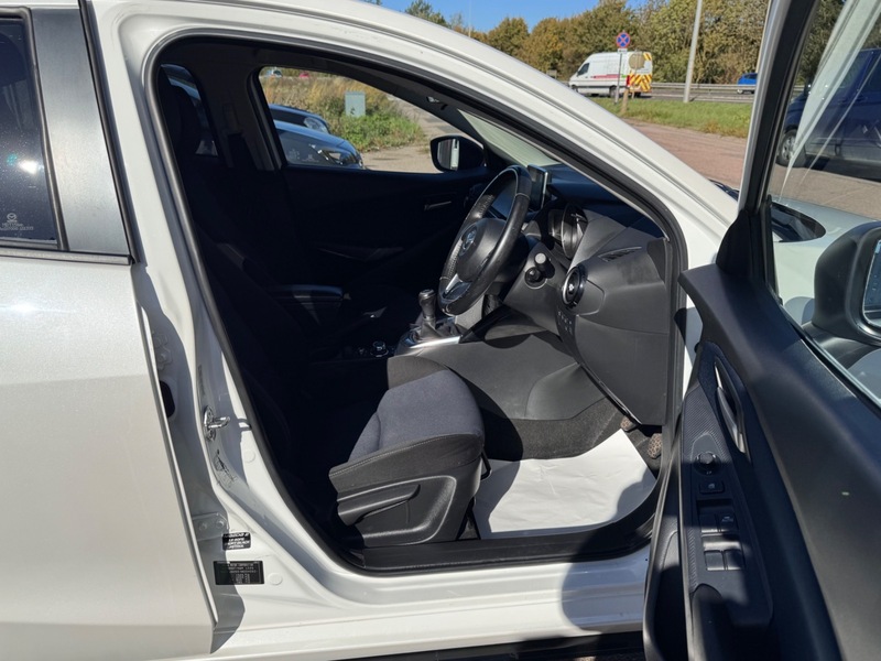 Used Mazda Mazda2 2016 for sale - 76185841: Photo 14