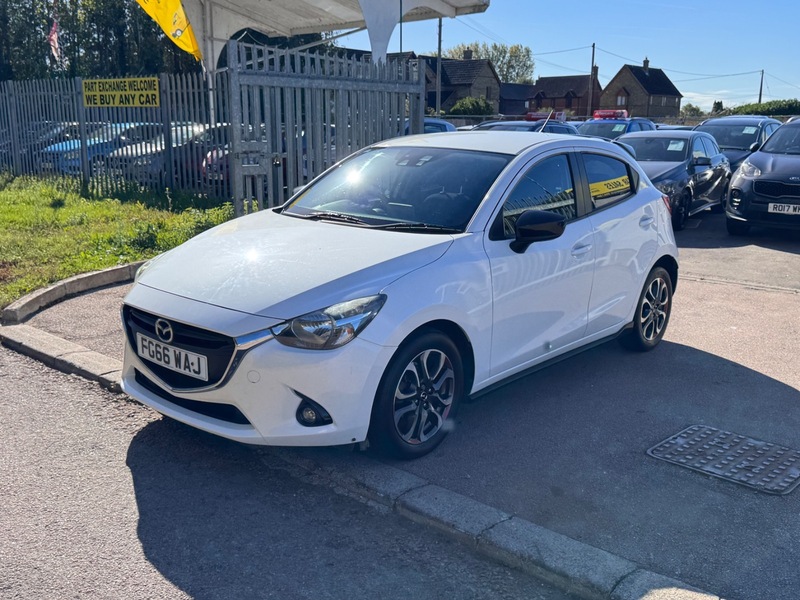 Used Mazda Mazda2 2016 for sale - 76185841: Photo 3