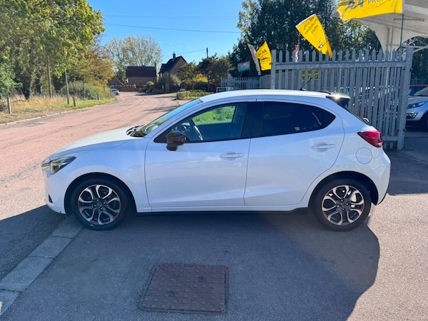 Used Mazda Mazda2 2016 for sale - 76185841: Photo 8