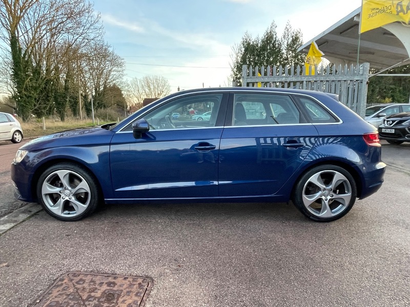 Used Audi A3 2013 for sale - 76941702: Photo 8