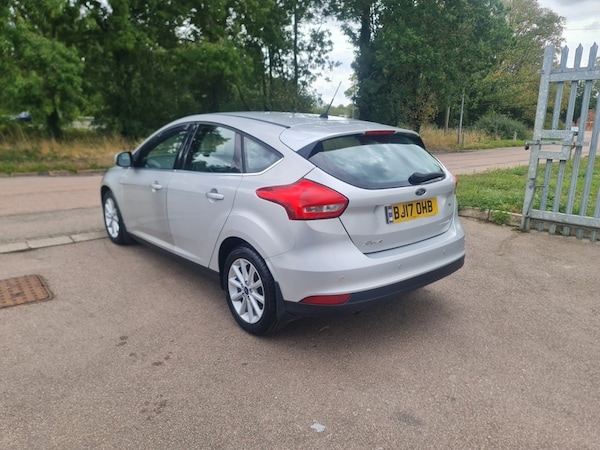Used Ford Focus 2017 for sale - 75765801: Photo 6