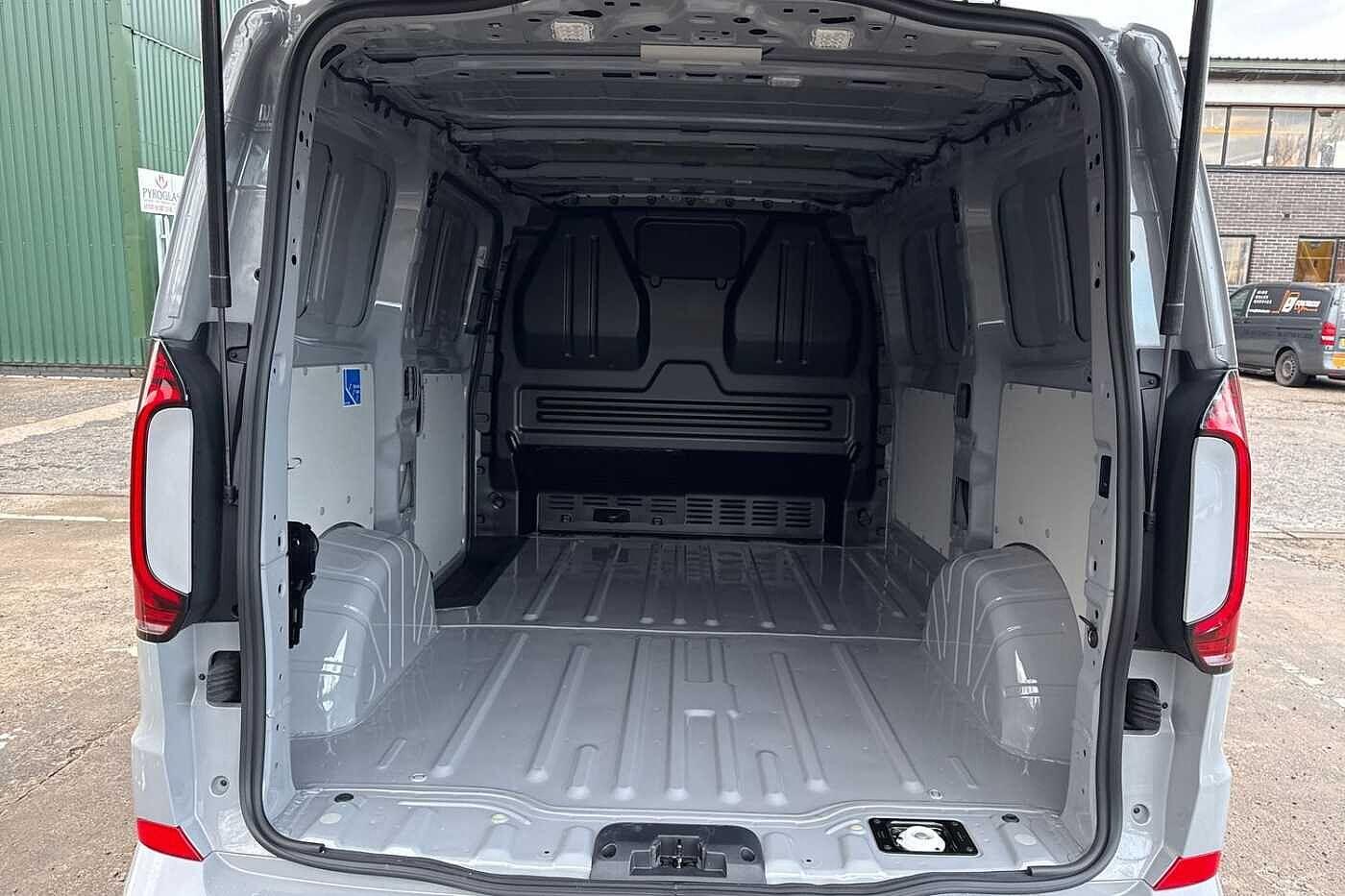 Used Volkswagen Transporter 2025 for sale - 77187486: Photo 9