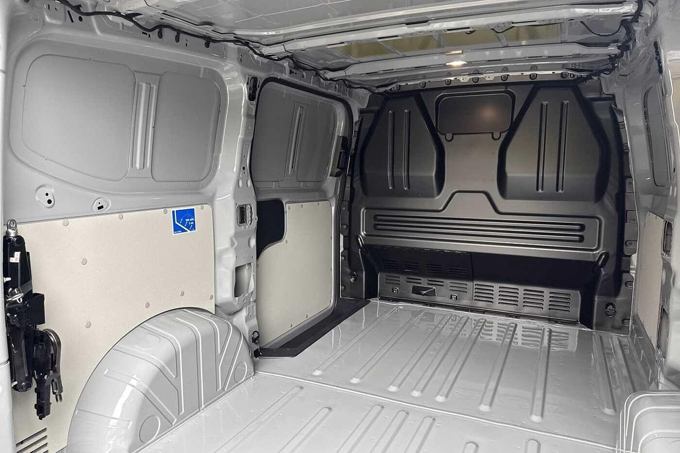 Used Volkswagen Transporter 2025 for sale - 76509115: Photo 37