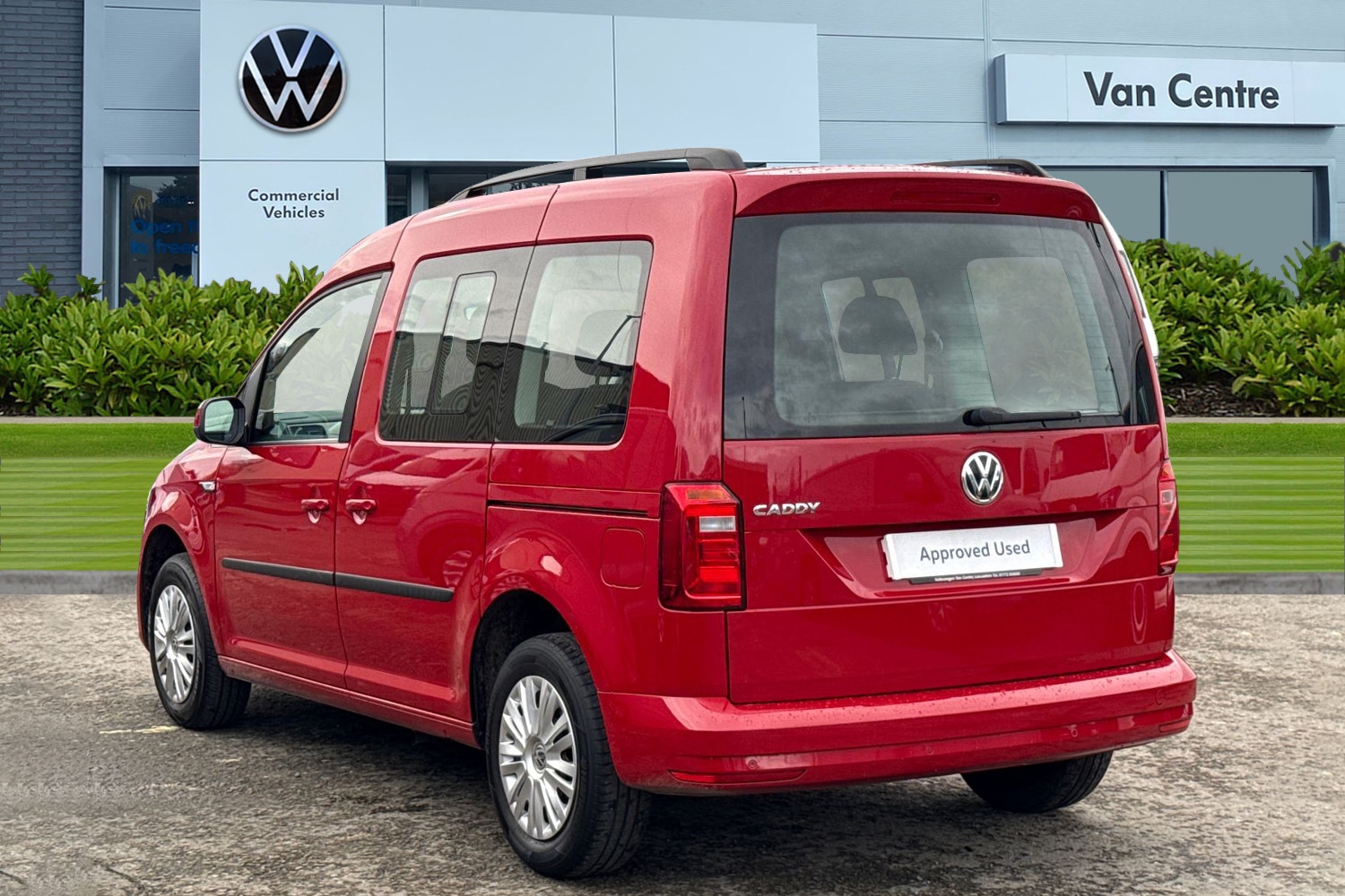 Used Volkswagen Caddy Life 2019 for sale - 76469362: Photo 2