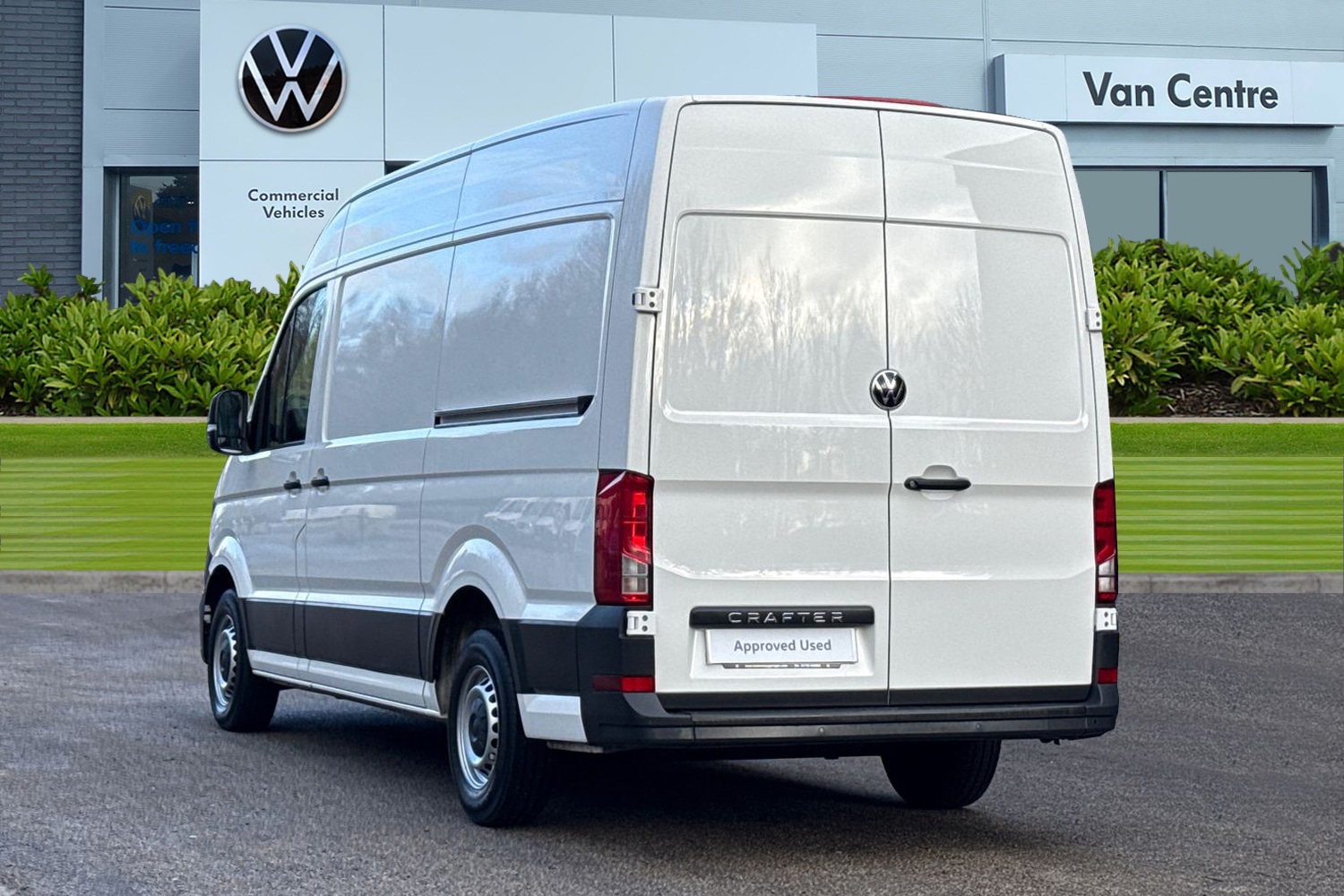 Used Volkswagen Crafter 2025 for sale - 77436010: Photo 2