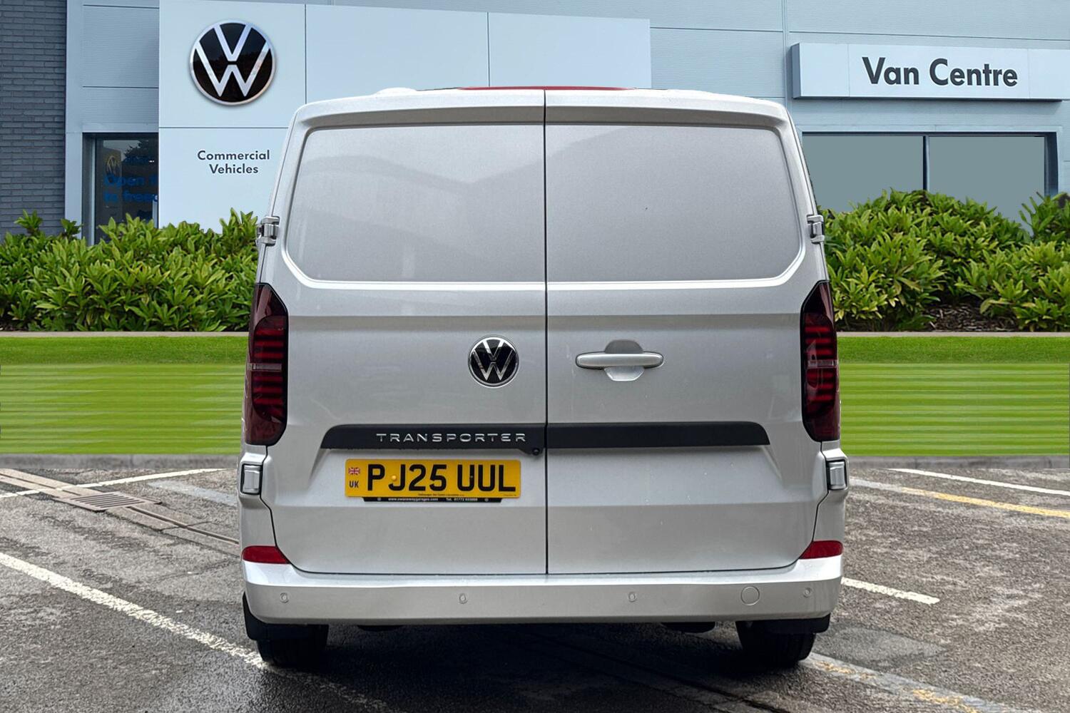 Used Volkswagen Transporter 2025 for sale - 77747754: Photo 4