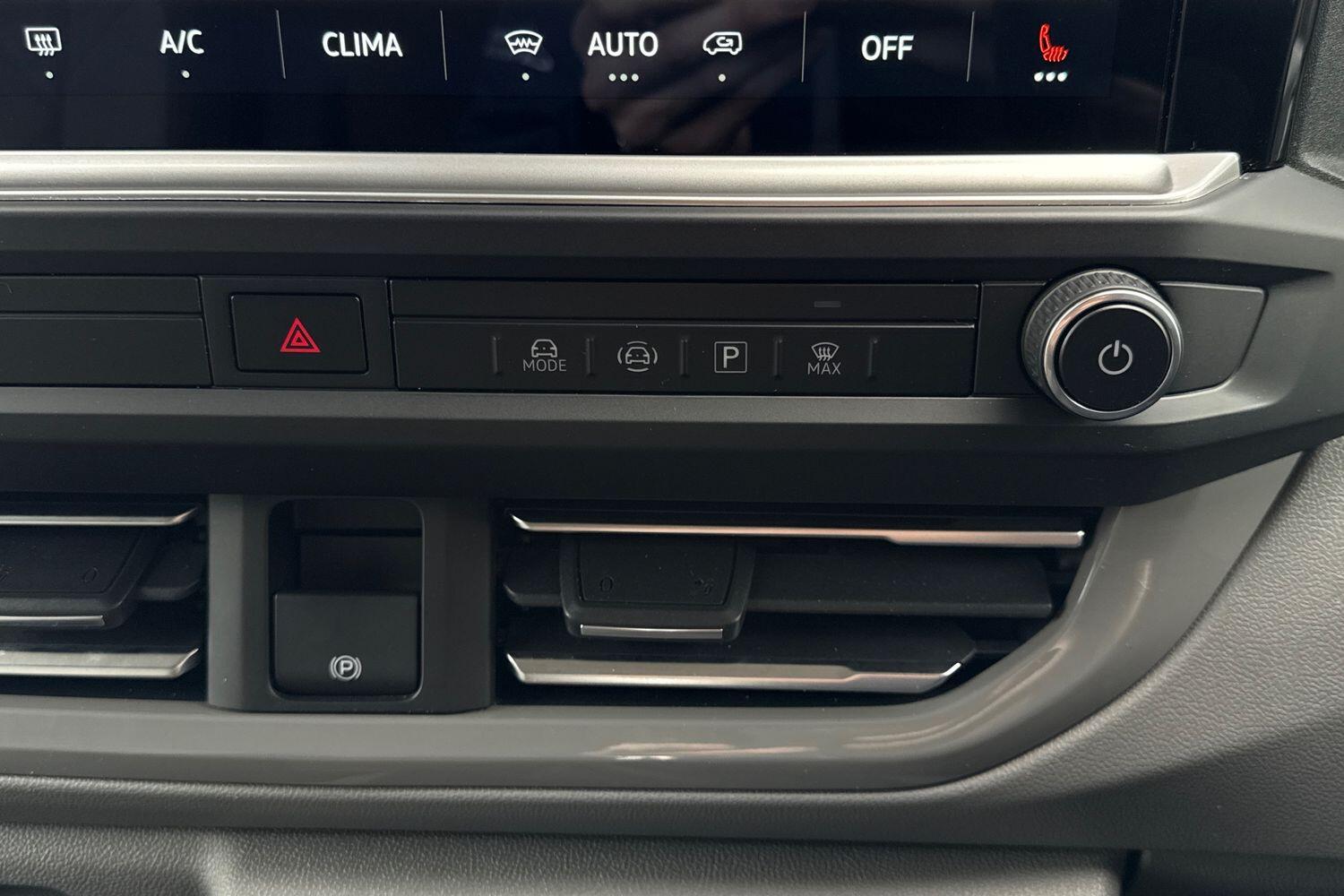 Used Volkswagen Transporter 2025 for sale - 77747729: Photo 48