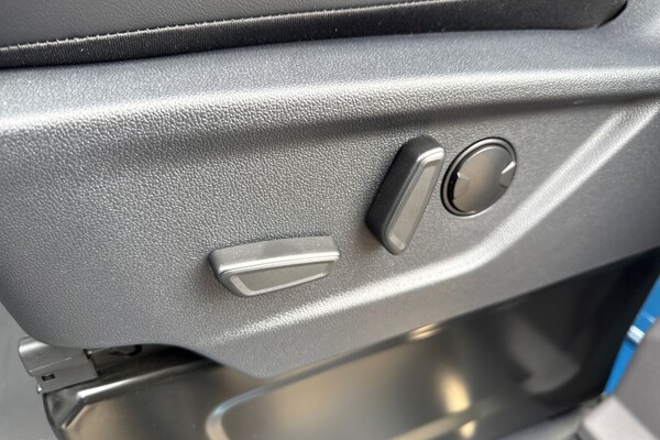 Used Volkswagen Transporter 2025 for sale - 76171153: Photo 35