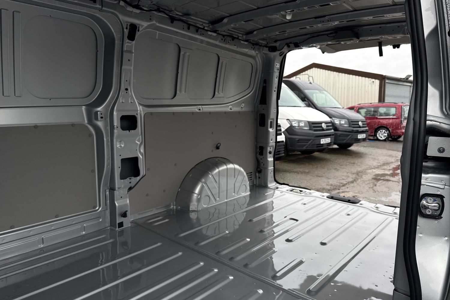 Used Volkswagen Transporter 2025 for sale - 77758431: Photo 28