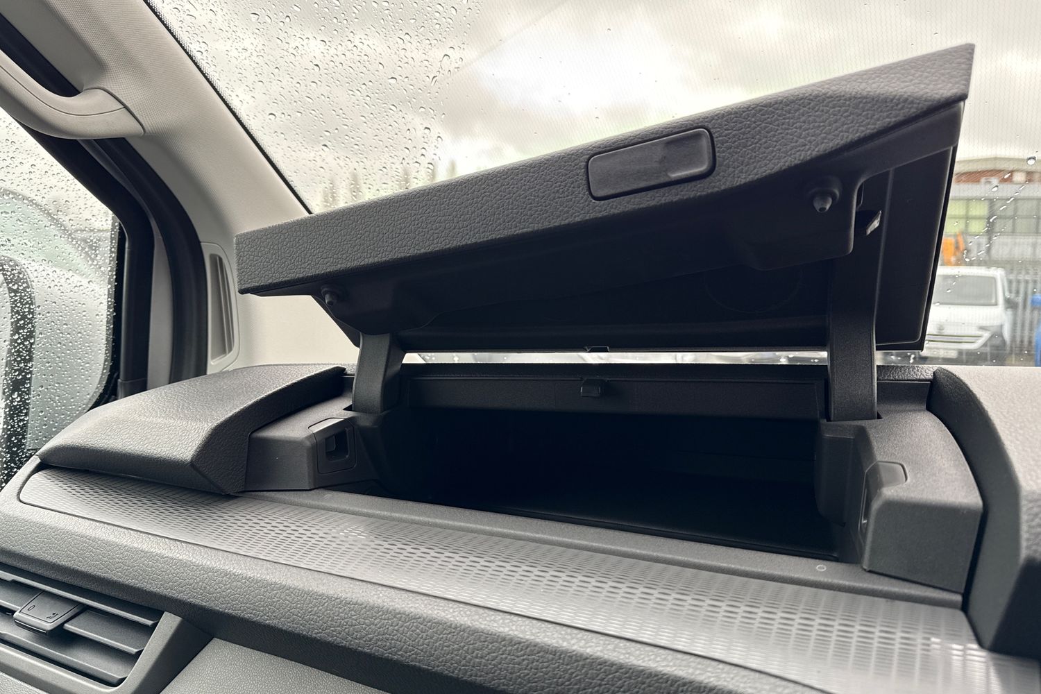 Used Volkswagen Transporter 2025 for sale - 77758431: Photo 31