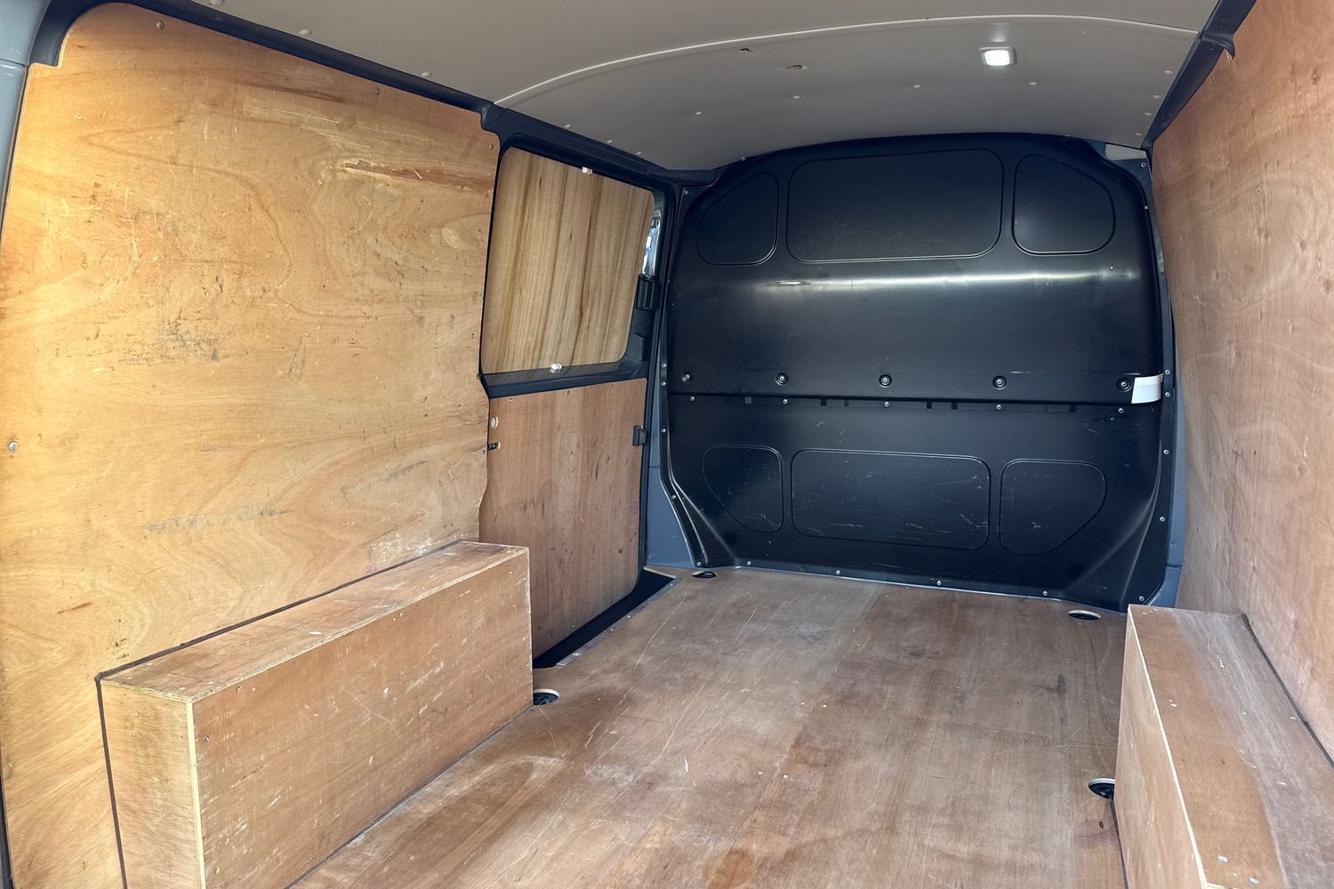 Used Volkswagen Transporter 2021 for sale - 76836291: Photo 40